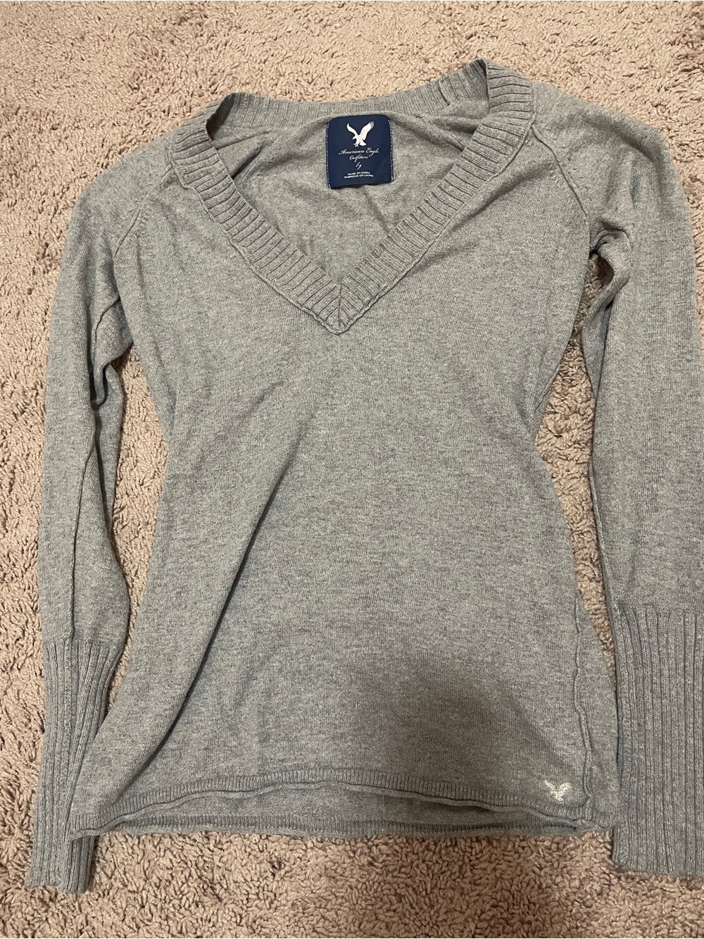 American Eagle Outfitters Light Gray V-Neck Knit Sweater